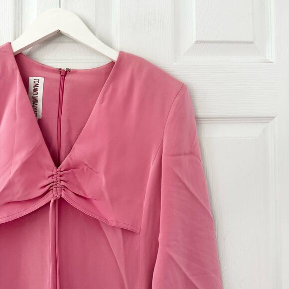 Tom And Linda Platt Vintage Barbie Pink CInched Chest V Neck Sheath Dress 10 - Picture 5 of 10